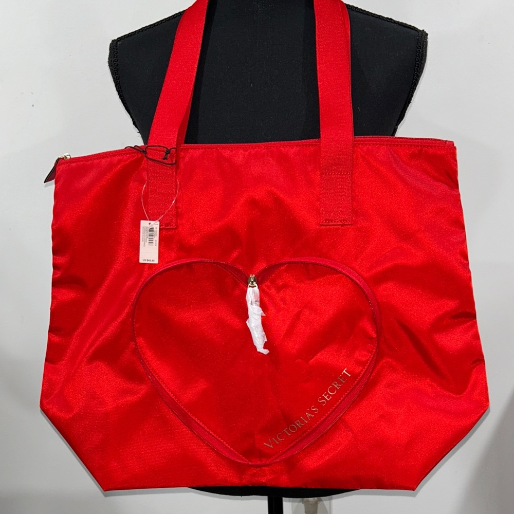 Victoria's Secret Packable Heart Tote (58)